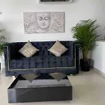 Luxury 1 Bedroom With Private Jacuzzi! *Guest Friendly*