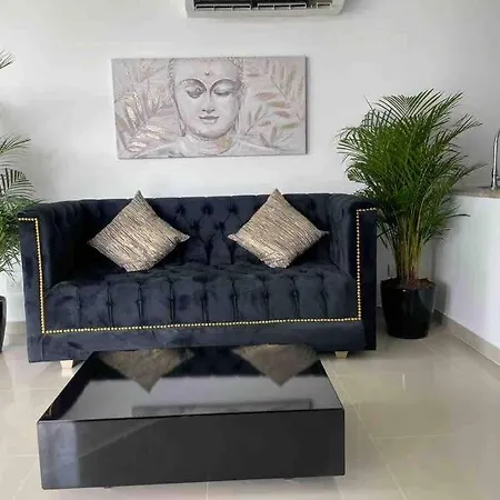 Luxury 1 Bedroom With Private Jacuzzi! *guest Friendly* Apartamento *